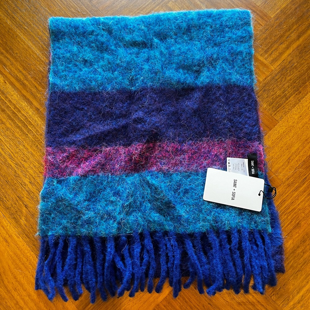 NWT Saint and Sofia Scarf